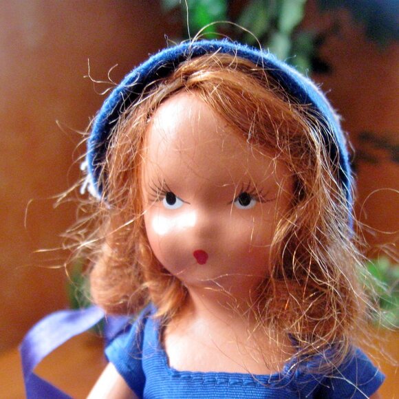 Vintage Doll Nancy Ann Story Book Doll w Royal Blue Dress and Matching Bonnet - Picture 5 of 12